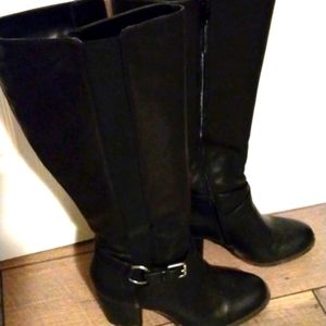 Stylish black boots with buckle  size 7M